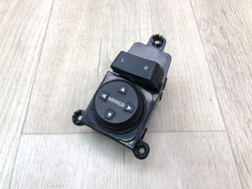 Блок керування дзеркалами HYUNDAI TUCSON TL 15-20