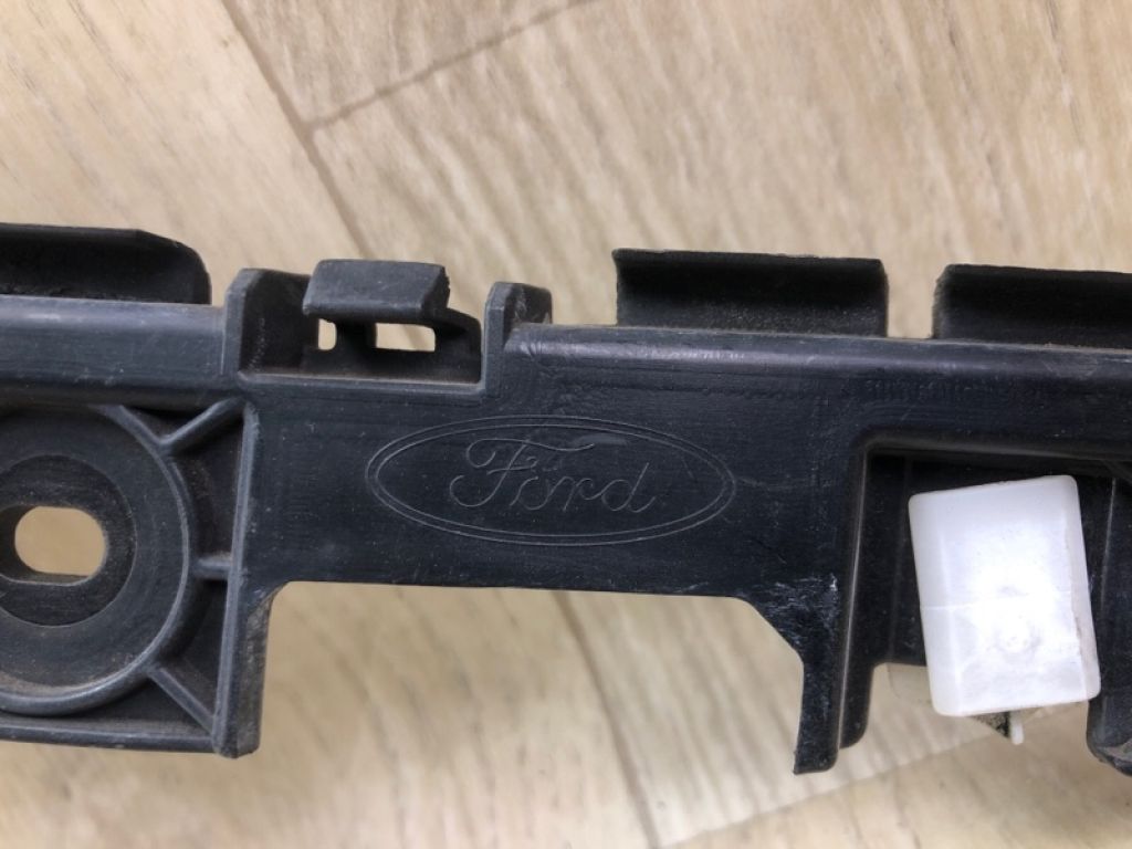 FR3Z-17D943-F | Кронштейн заднего бампера лев. FORD MUSTANG 15- - Фото 4