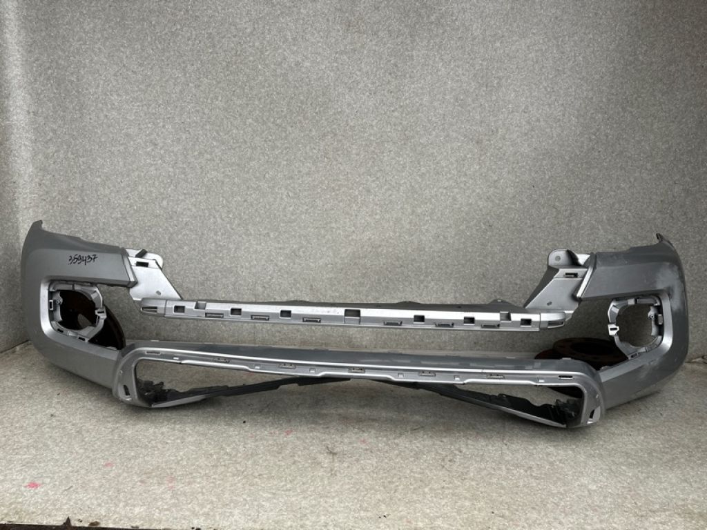 52119-04220 | Бампер передній TOYOTA TACOMA 15-