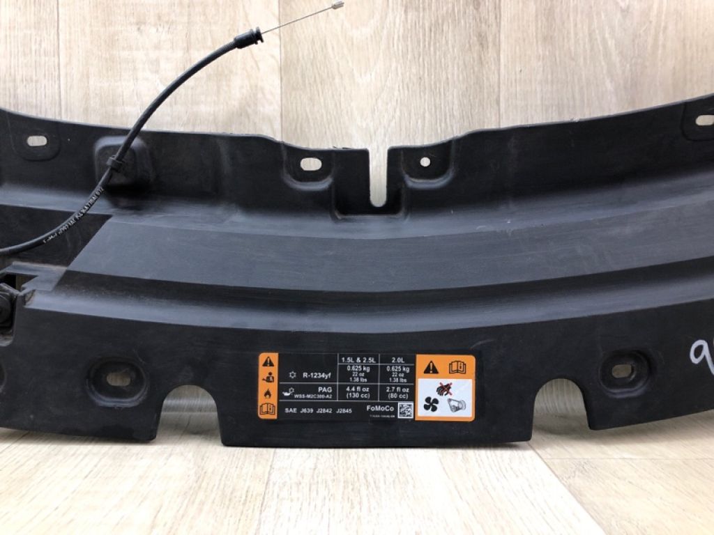 GJ5Z-16A238-A | Накладка замка капота FORD ESCAPE 12-19 - Фото 3