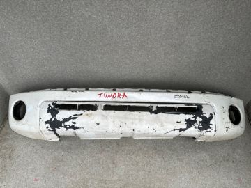 Бампер передній TOYOTA TUNDRA 07-13