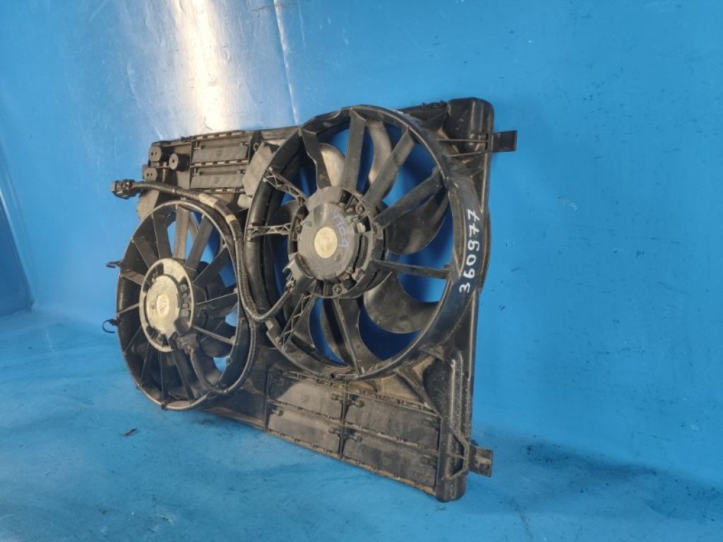 EJ7Z-8C60-7C | Диффузор вентилятора основного радиатора FORD ESCAPE 12-19 - Фото 3