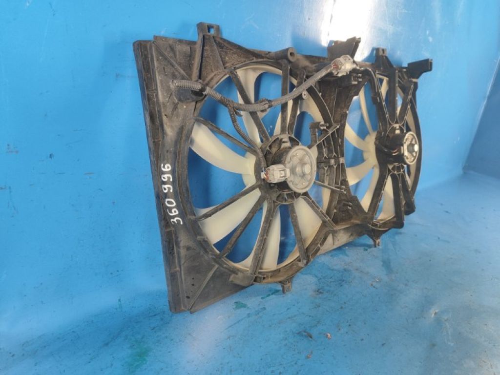 16711-0V100 | Дифузор вентилятора основного радіатора TOYOTA CAMRY 55 14-17 - Фото 2