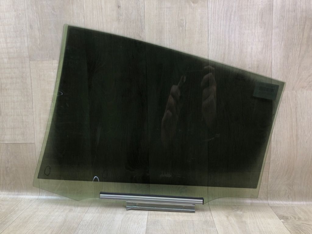 6811347100 | Скло дверей задн. прав. TOYOTA PRIUS 16- - Фото 2