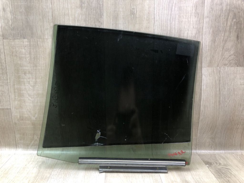 6811376010 | Скло дверей задн. прав. LEXUS CT200 11-17 - Фото 2