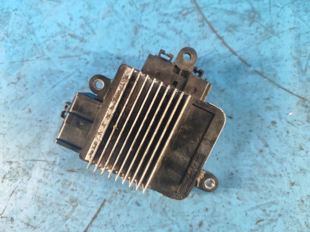 89257-30080 | Блок керування вентилятором радіатора TOYOTA SIENNA 03-10 - Фото 2