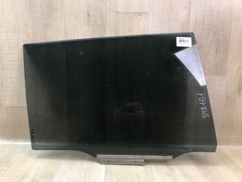 6810342110 | Стекло двери задн. прав. TOYOTA RAV4 05-12