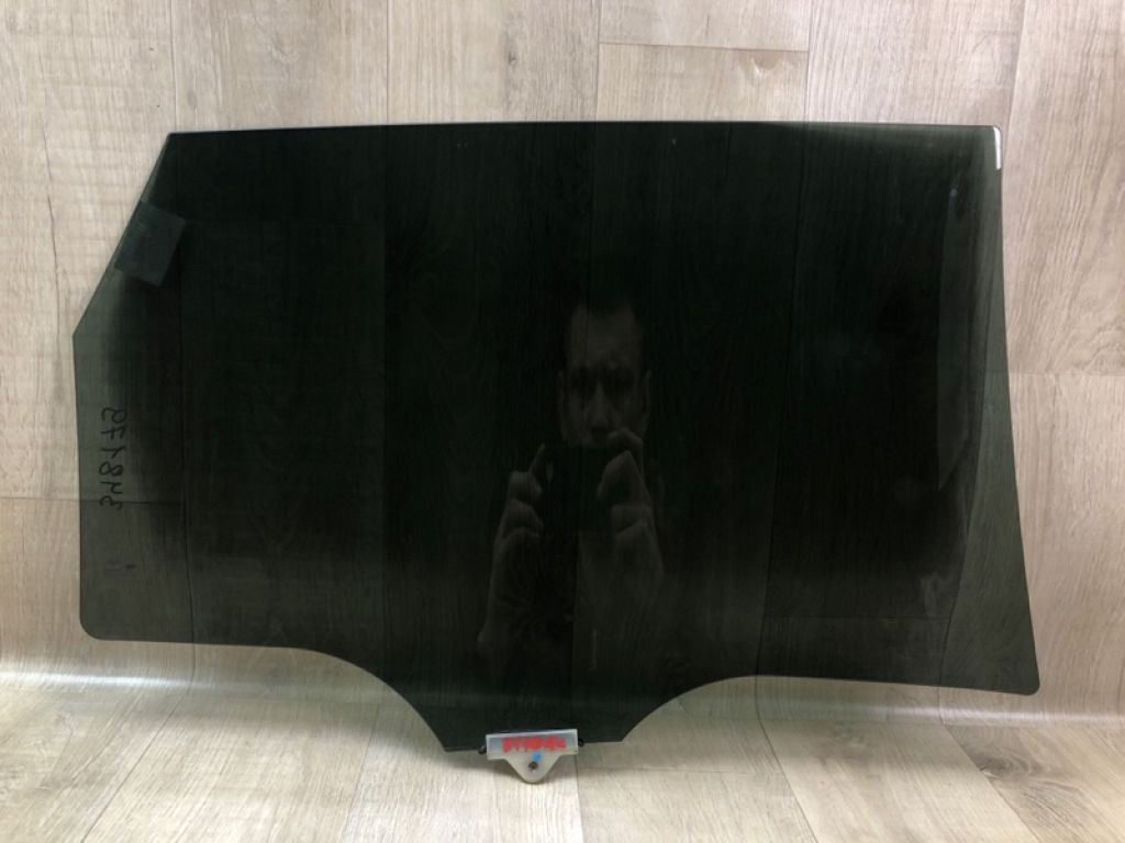 83410-C5010 | Скло дверей задн. лів. KIA SORENTO UM 14- - Фото 2