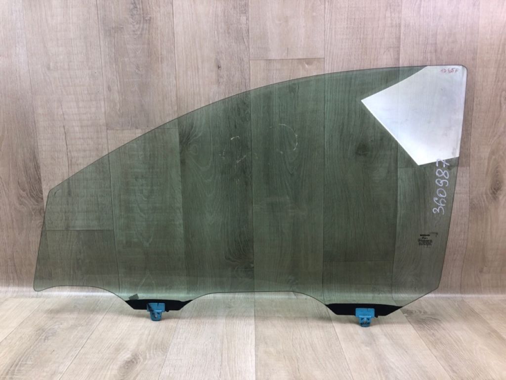 803019KA0A | Скло дверей передн. лів. NISSAN VERSA B17 11-19