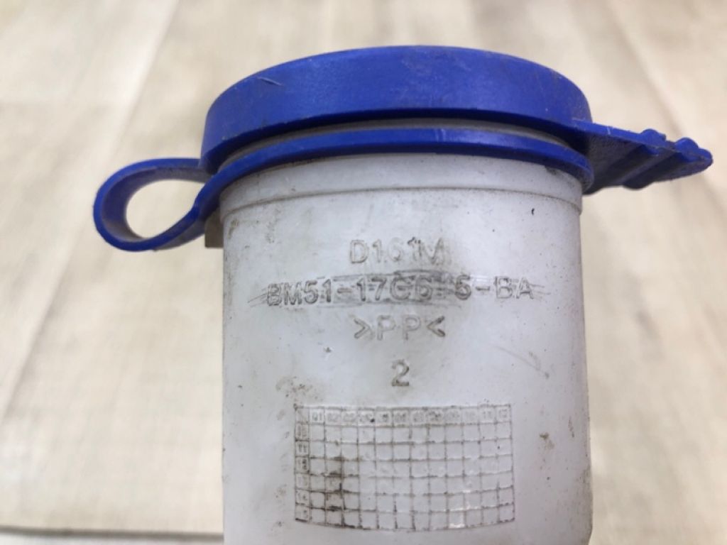 CV6Z-17618-B | Бачок омывателя FORD FOCUS 10-18 - Фото 8