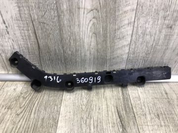 Кронштейн заднього бампера прав. NISSAN PATHFINDER R52 12-21