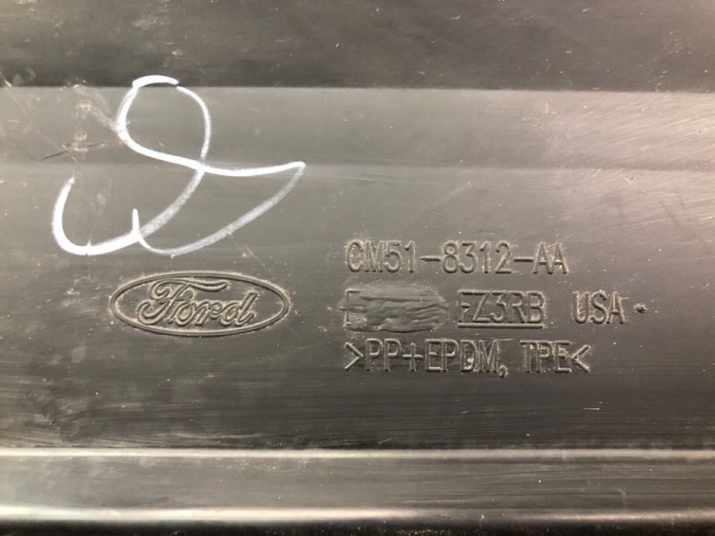 CP9Z-8312-B | Дефлектор радіатора FORD FOCUS 10-18 - Фото 7