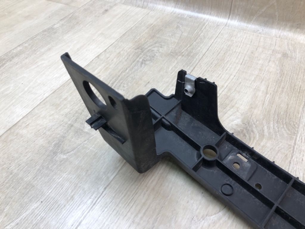 HJ5Z-8A284-A | Кронштейн решетки радиатора FORD ESCAPE 12-19 - Фото 6