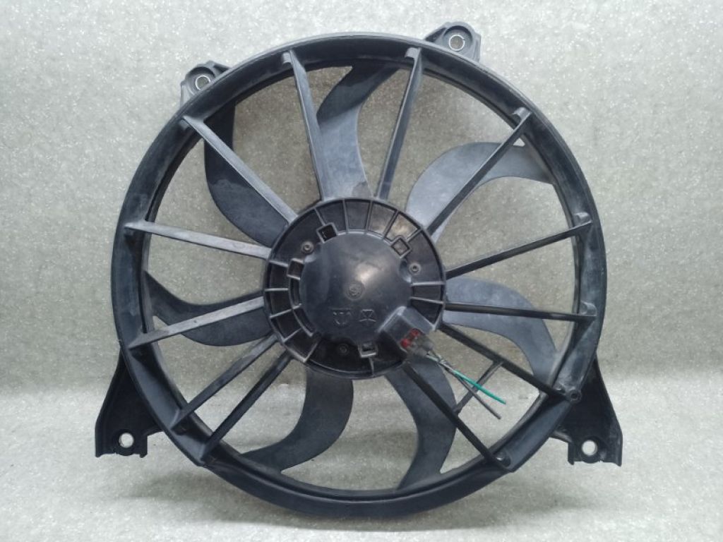 68102 116AA | Диффузор вентилятора основного радиатора DODGE JOURNEY 08-20 - Фото 2