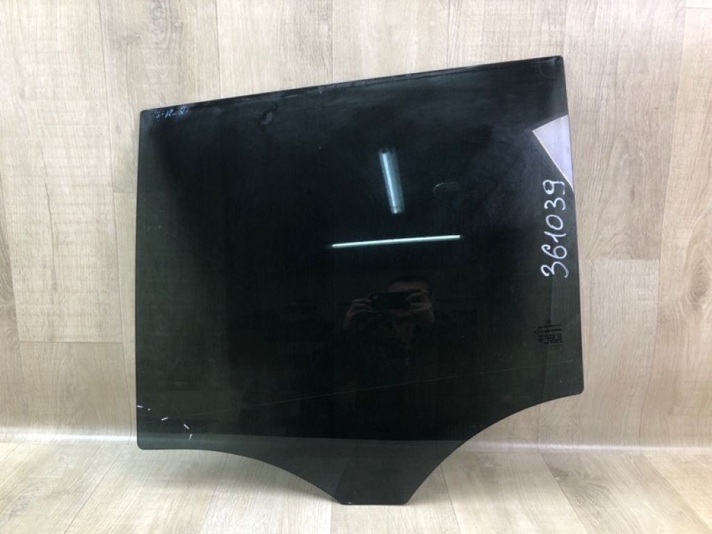 A 166 735 25 10 | Стекло двери задн. лев. MERCEDES GL-CLASS X166 12-16