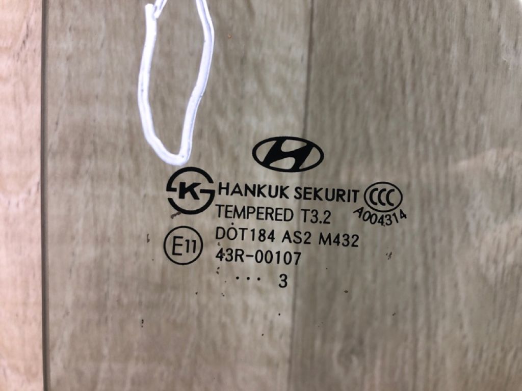 834212V000 | Скло дверей задн. прав. HYUNDAI VELOSTER 11-18 - Фото 4