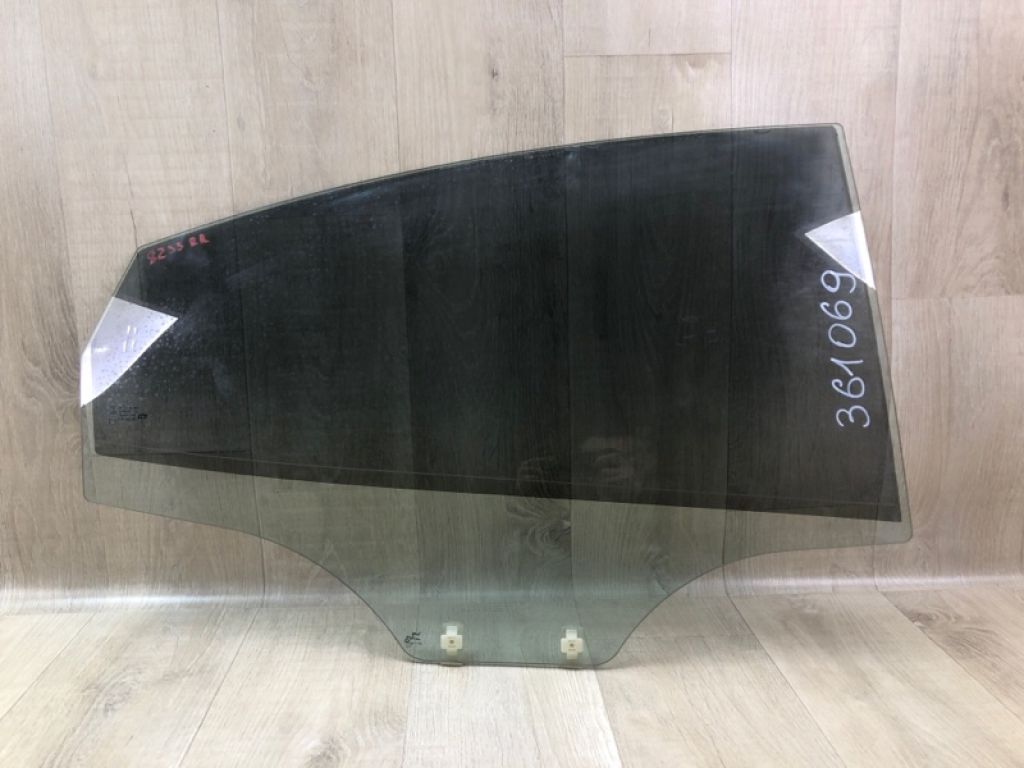 834211R010 | Скло дверей задн. прав. HYUNDAI ACCENT RB 10-