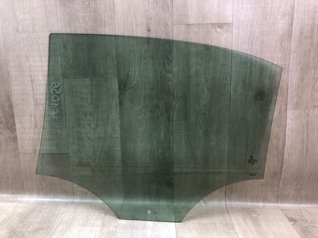 5C6 845 026 | Скло дверей задн. прав. VOLKSWAGEN JETTA USA 10-17 - Фото 2