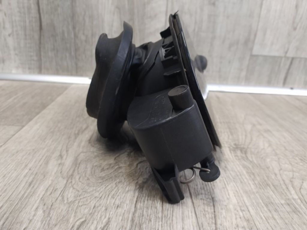 BM5Z-5427936-A | Лючок паливного бака FORD FOCUS 10-18 - Фото 3