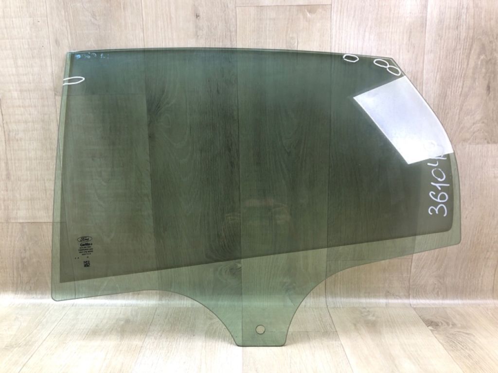 CP9Z-5825713-A | Стекло двери задн. лев. FORD FOCUS 10-18