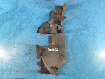 Дефлектор радіатора прав. DODGE JOURNEY 08-20