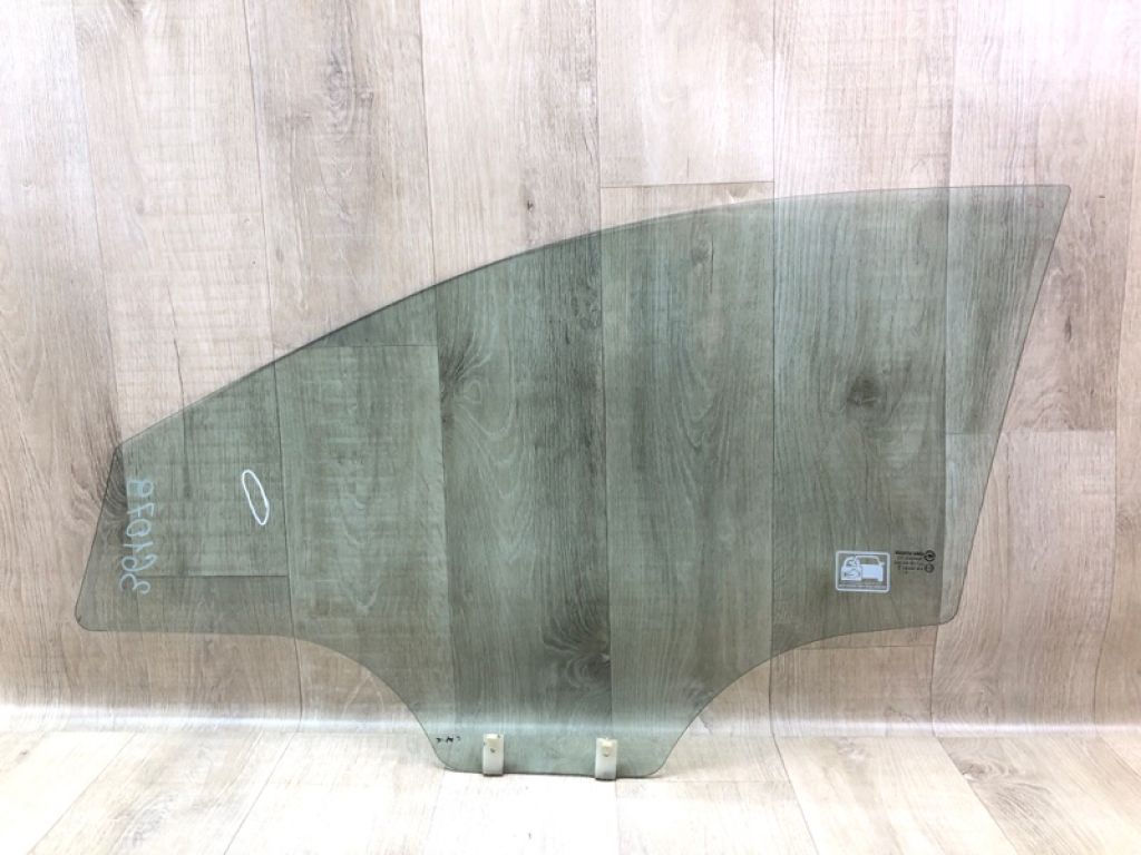 824210U010 | Скло дверей передн. прав. HYUNDAI ACCENT RB 10- - Фото 2