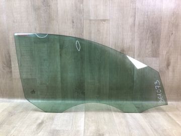 Скло дверей передн. прав. VOLKSWAGEN JETTA USA 10-17