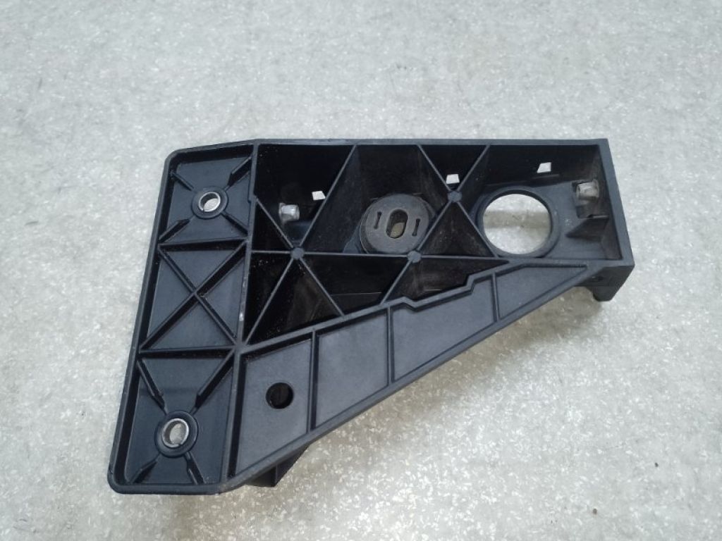 68247 609AA | Крепление радиатора прав. CHRYSLER 200 14-16 - Фото 3