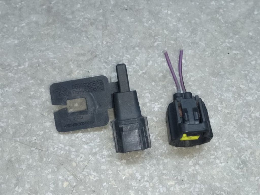 5149 265AB | Датчик температуры наружного воздуха CHRYSLER 200 14-16