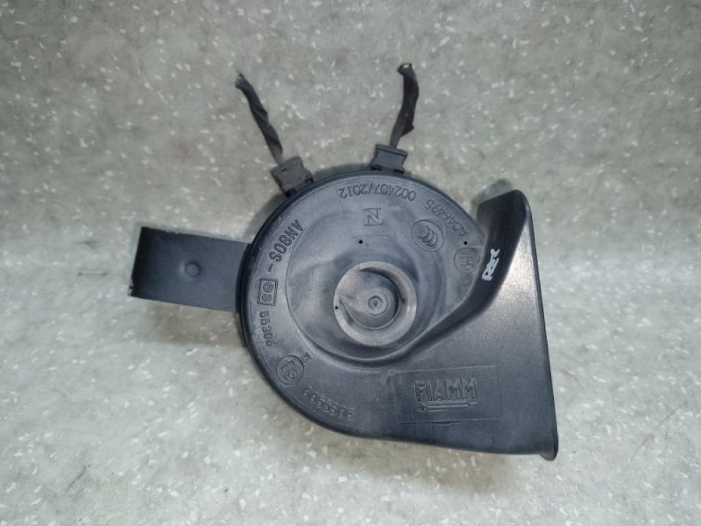 68207 363AA | Сигнал прав. CHRYSLER 200 14-16