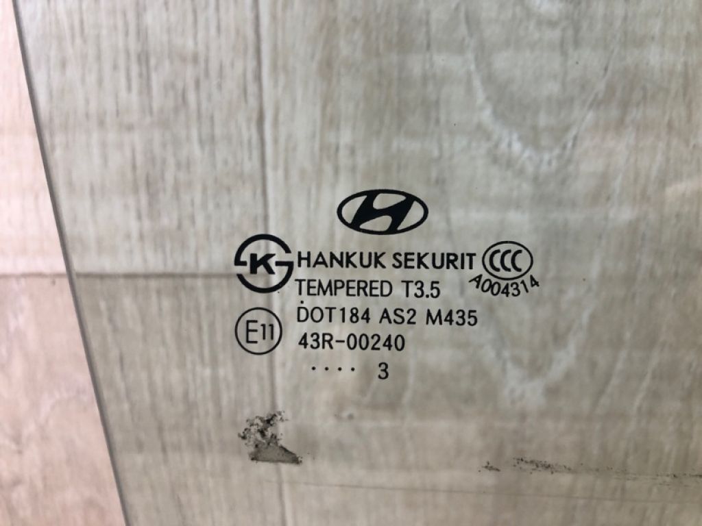 824212V000 | Скло дверей передн. прав. HYUNDAI VELOSTER 11-18 - Фото 4