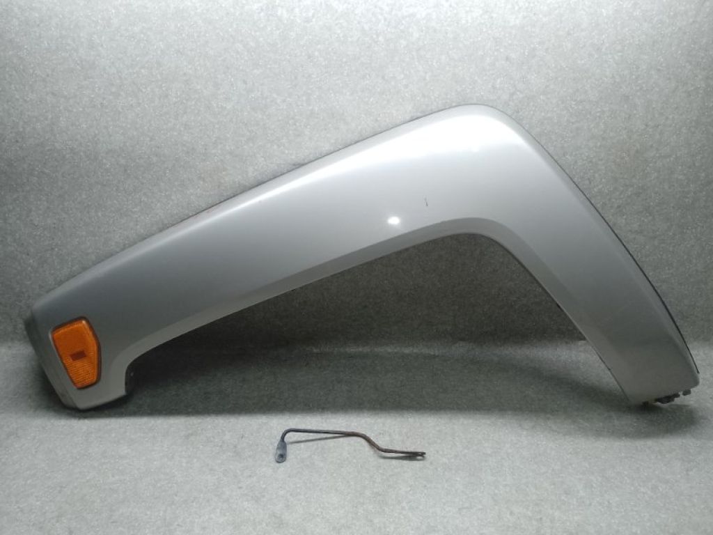 15852185 | Накладка крыла передн. лев. HUMMER H3 05-10