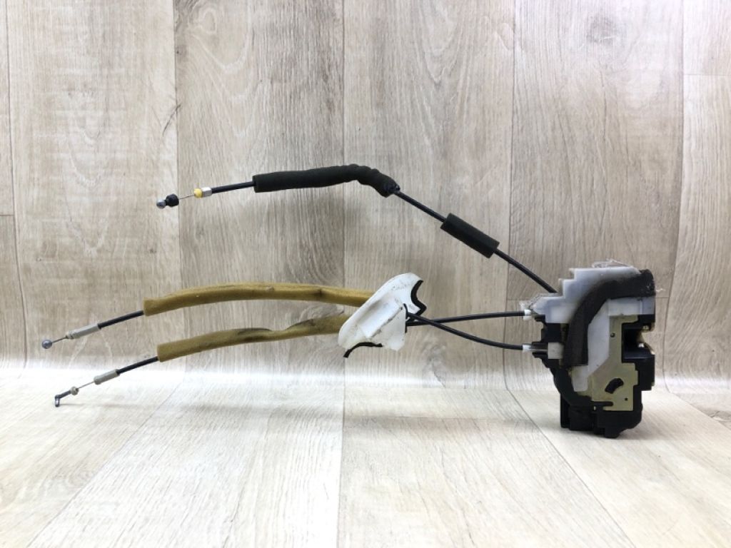 80500CL00A | Замок двері передн. прав. INFINITI FX S50 03-08