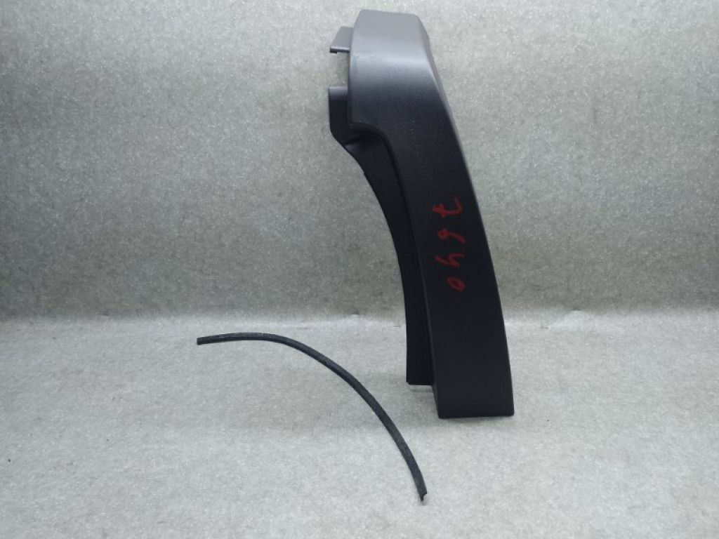 25830079 | Накладка проема багажника прав. HUMMER H3 05-10