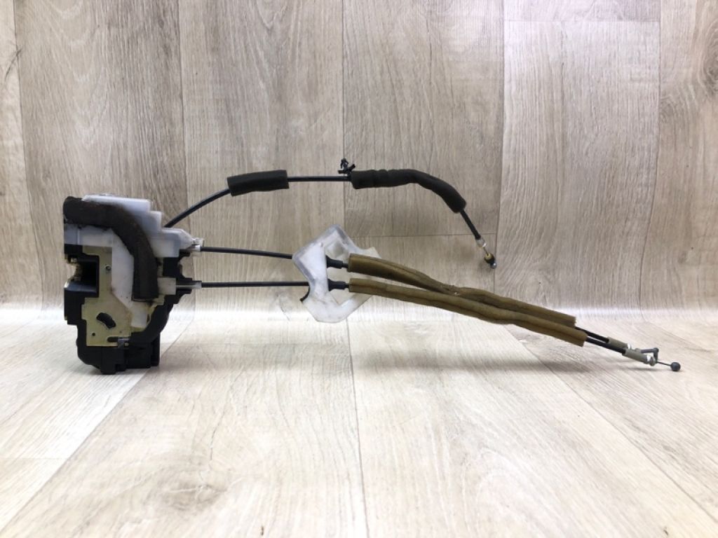 80501CL00A | Замок двері передн. лів. INFINITI FX S50 03-08