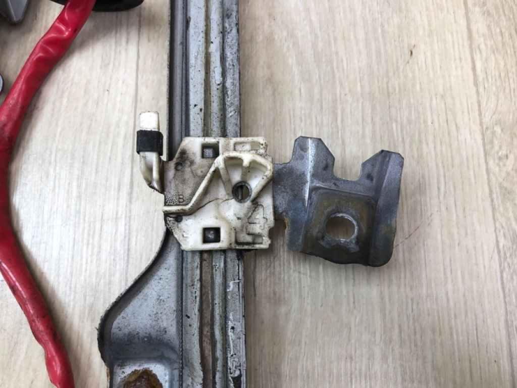 80720CL00A | Склопідйомник передн. прав. INFINITI FX S50 03-08 - Фото 6