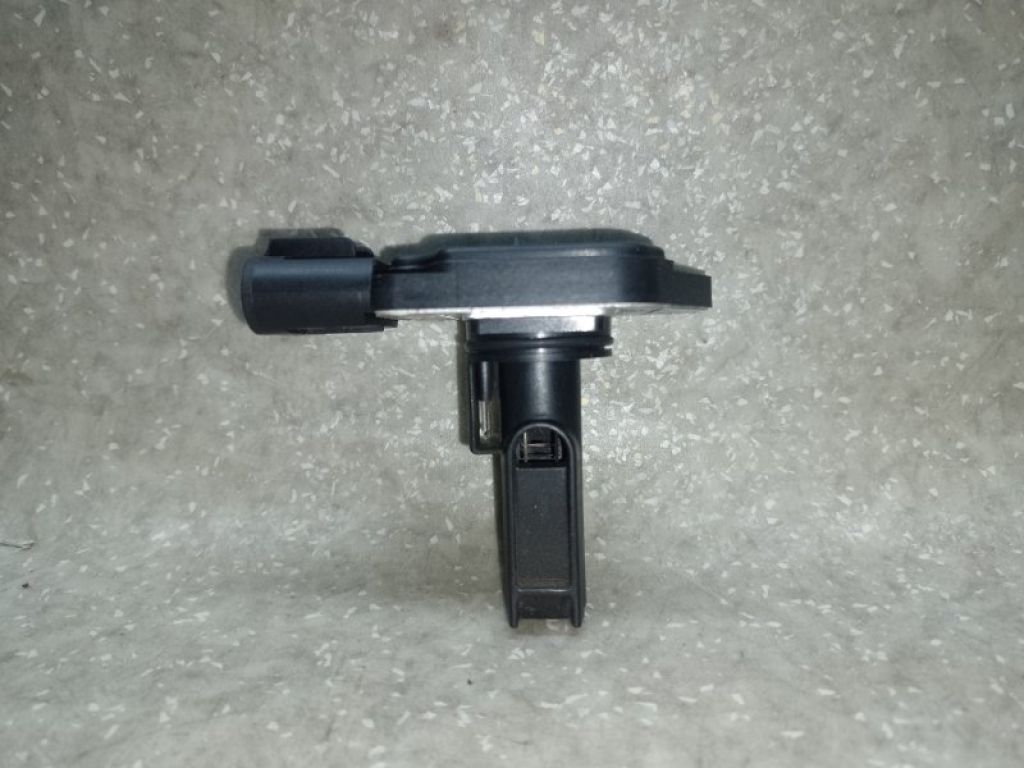 12579352 | Витратомір повітря HUMMER H3 05-10