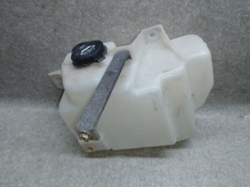 Бачок омывателя HUMMER H3 05-10