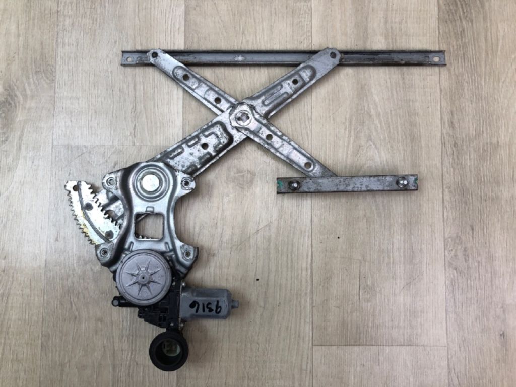 827213KA0A | Склопідйомник задн. лів. NISSAN PATHFINDER R52 12-21