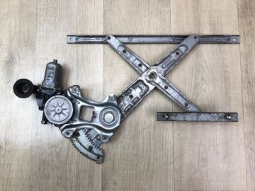 Склопідйомник задн. прав. NISSAN PATHFINDER R52 12-21