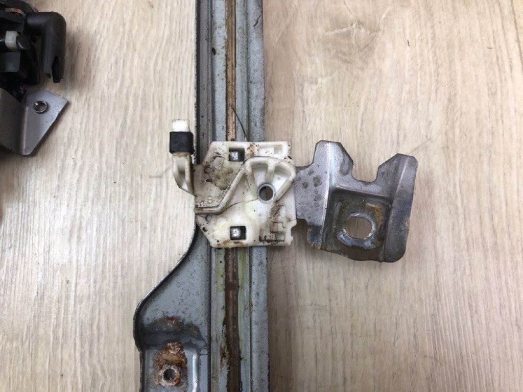 80720CL00A | Стеклоподъемник передн. прав. INFINITI FX S50 03-08 - Фото 6