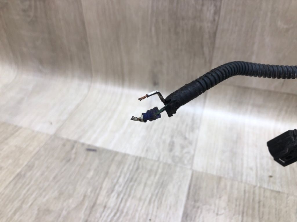 8212102W90 | Проводка підкапотна TOYOTA COROLLA 150 06-13 - Фото 5