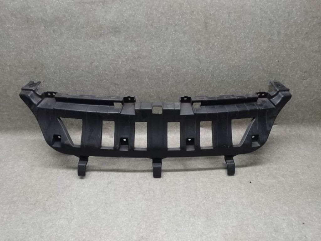 86559B2000 | Кронштейн решетки радиатора KIA SOUL PS 13-19