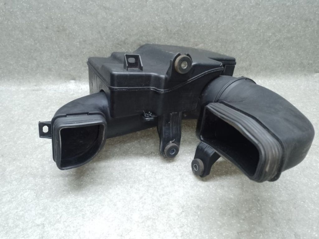 28220B2000 | Резонатор повітряного фільтра KIA SOUL PS 13-19 - Фото 2