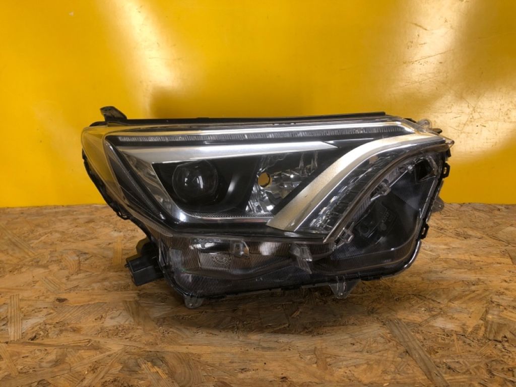 81145-42680 | Фара прав. TOYOTA RAV4 13-19