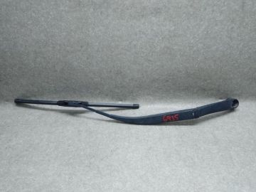 Повідець склоочисника передній прав. KIA SOUL PS 13-19