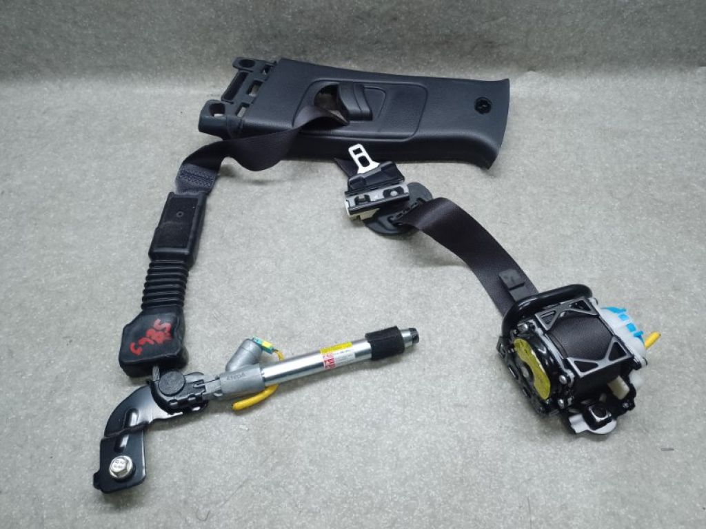 88810B2500EQ | Ремінь безпеки передн. лів. KIA SOUL PS 13-19