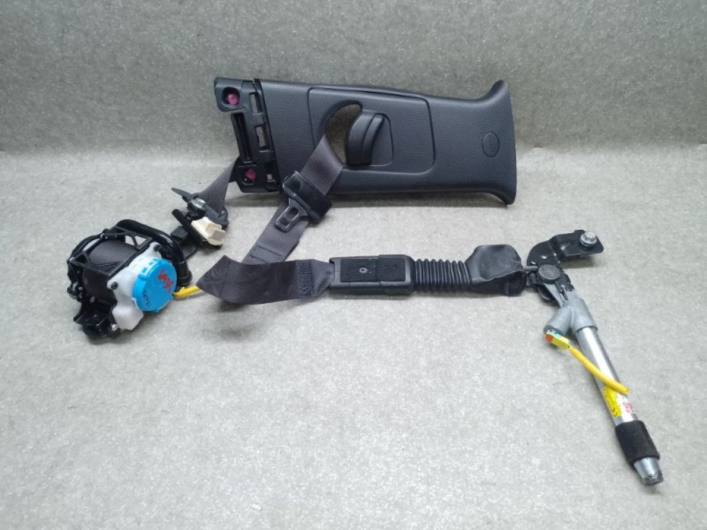 88820B2500EQ | Ремінь безпеки передн. прав. KIA SOUL PS 13-19