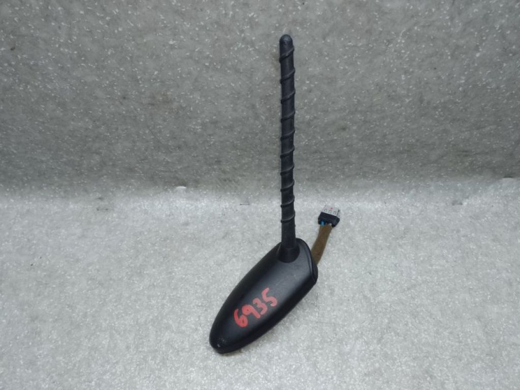 96210B2000 | Антена KIA SOUL PS 13-19