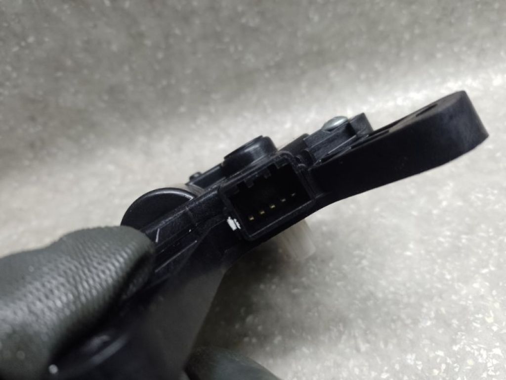 97154B2000 | Моторчик заслонки печки KIA SOUL PS 13-19 - Фото 4